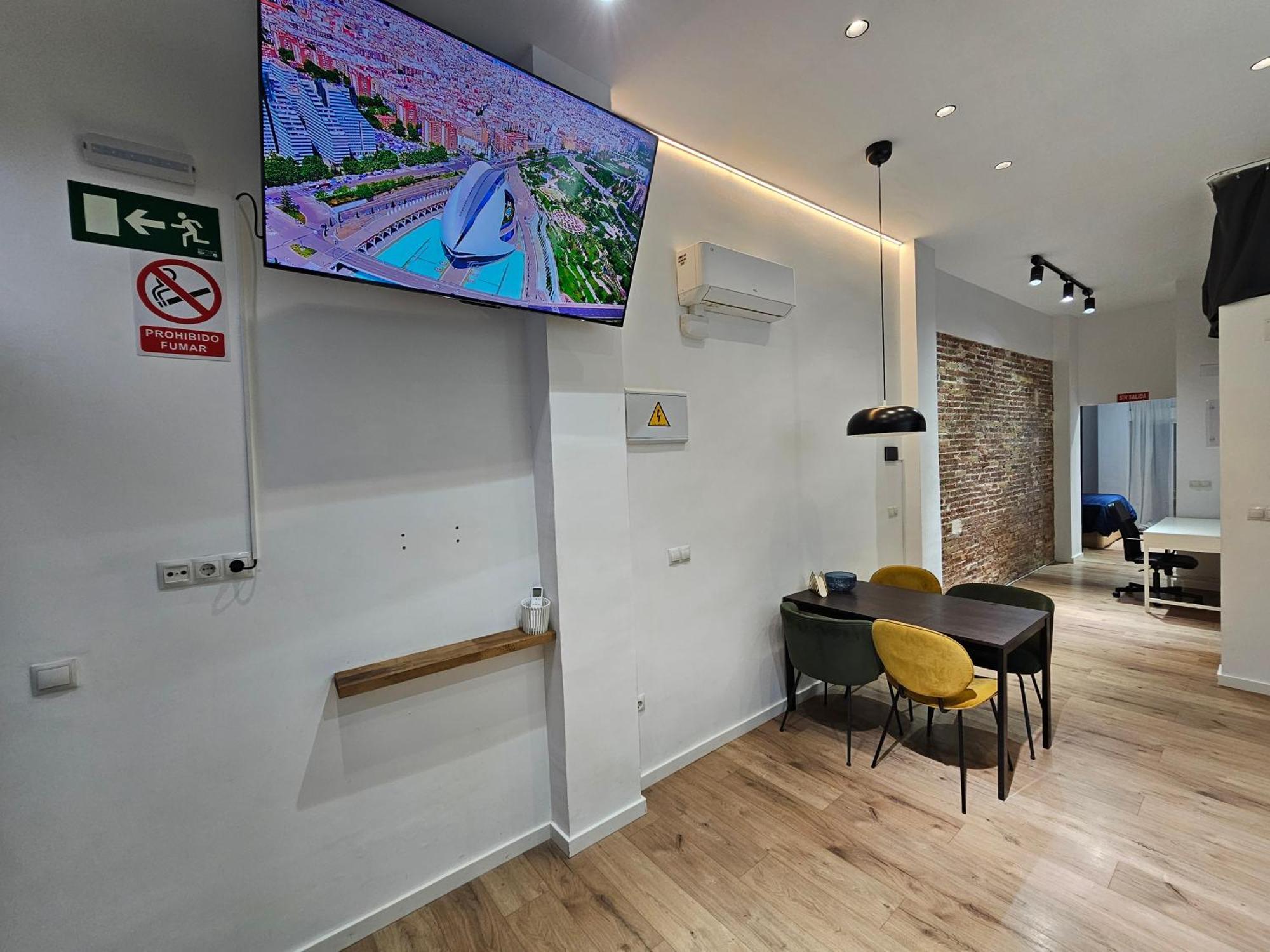 Bear Homes - Olimpia Suite Valence Chambre photo